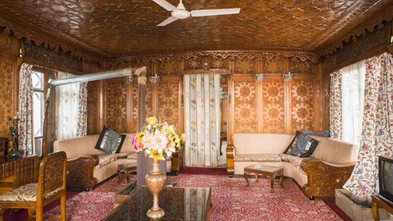 Prestige Houseboats, Srinagar 2